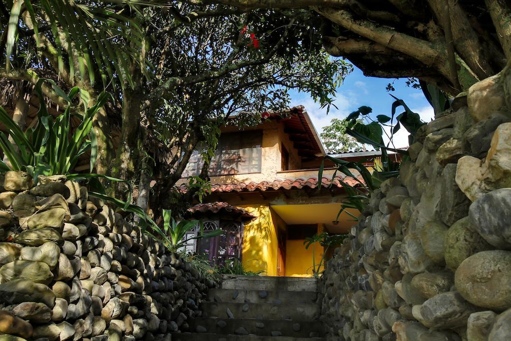 Hotel Casa Madre Tierra Vilcabamba Exteriér fotografie